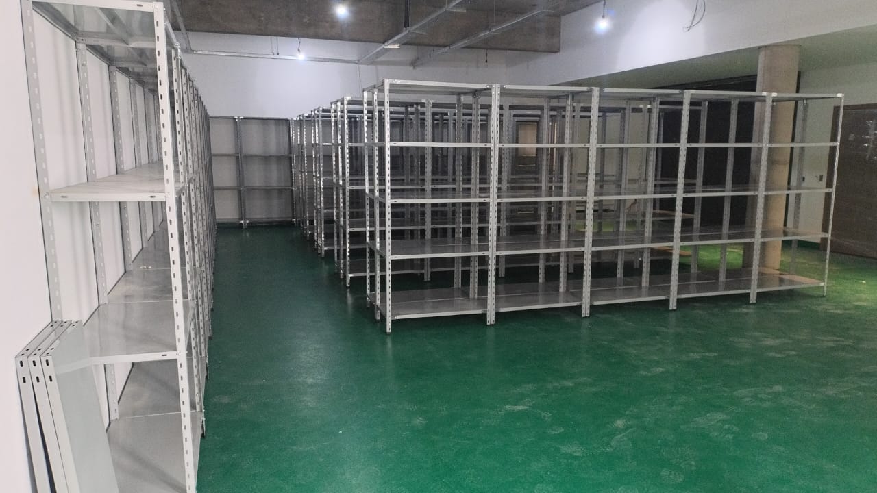 Estanterías Metálicas en Toyota Ciudadela